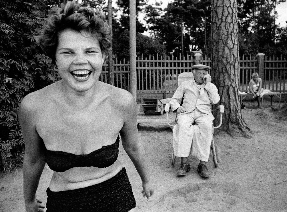 © William Klein, Bikini, Moscova river‘s beach, 1959 | Foam提供
